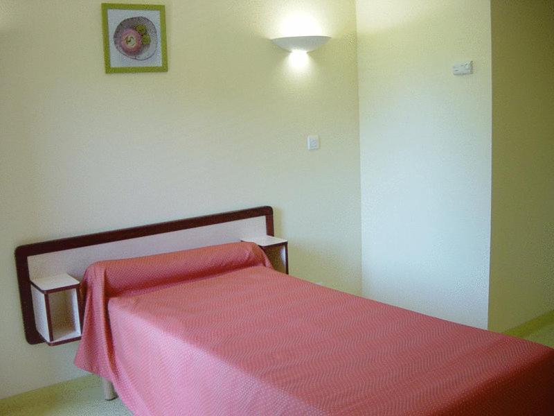 Isle Home Du Buisson Hotel Des Familles מראה חיצוני תמונה