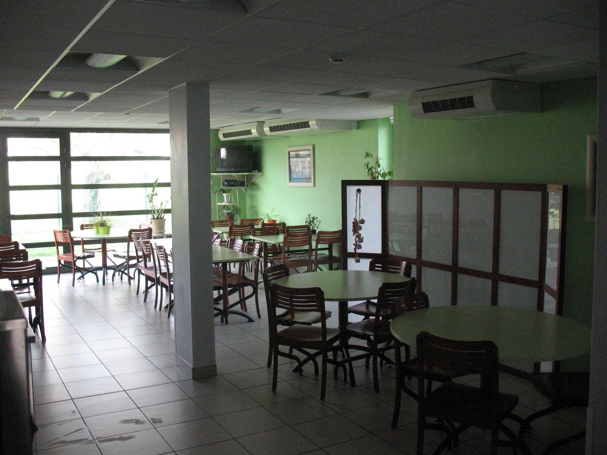 Isle Home Du Buisson Hotel Des Familles מראה חיצוני תמונה